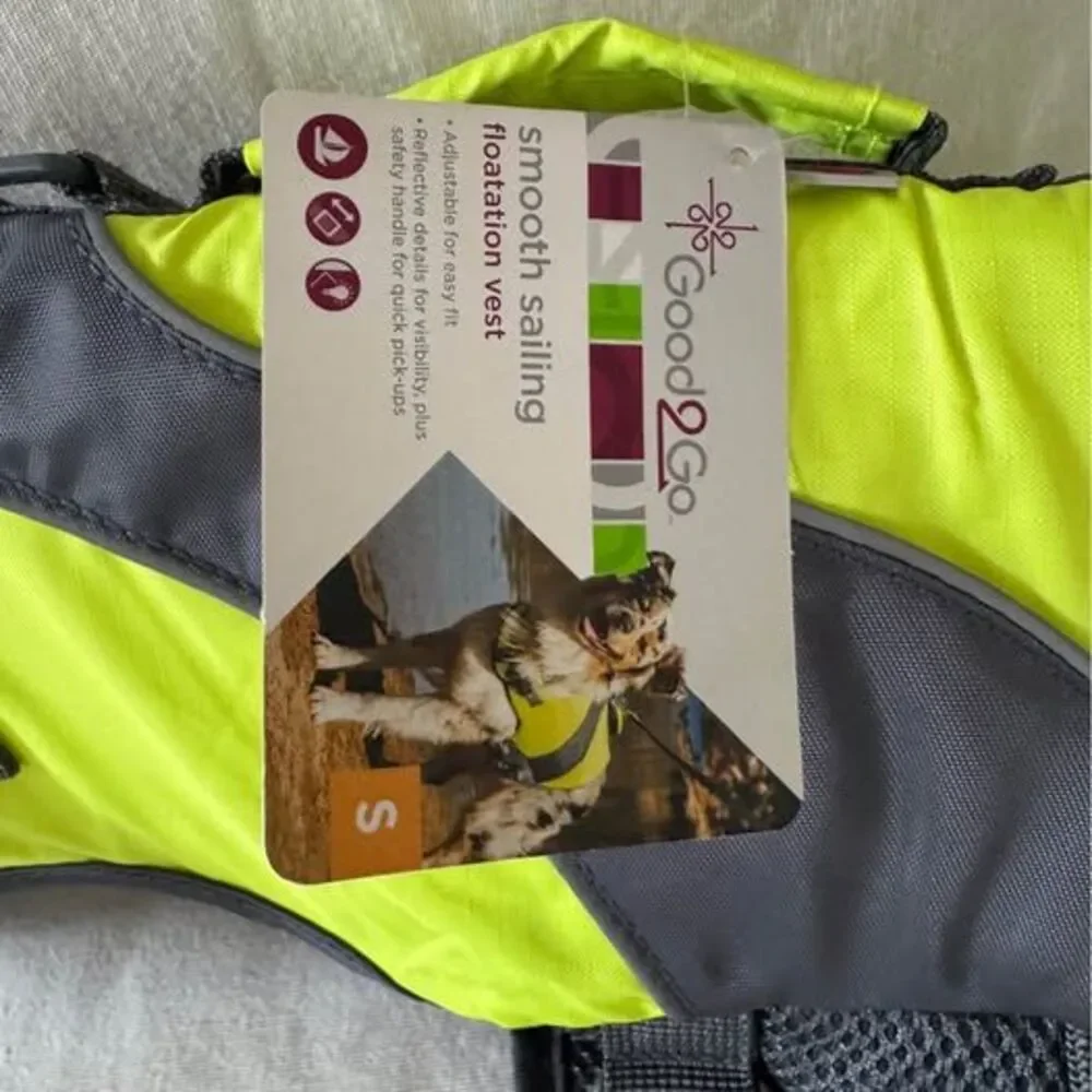 Good2Go Dog Life Jacket / Flotation Vest – S – Brand New with Tags